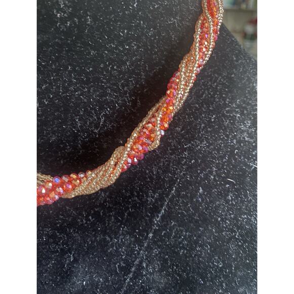 Magnetic Clasp Beaded Necklace - Picture 6 of 6